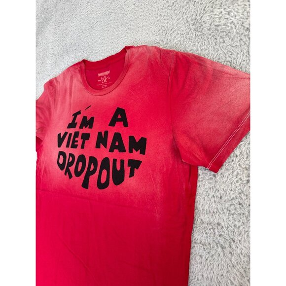 True Religion Mens Red Graphic T-Shirt "Im A Vietnam Dropout" Size L 100% Cotton - Picture 10 of 12